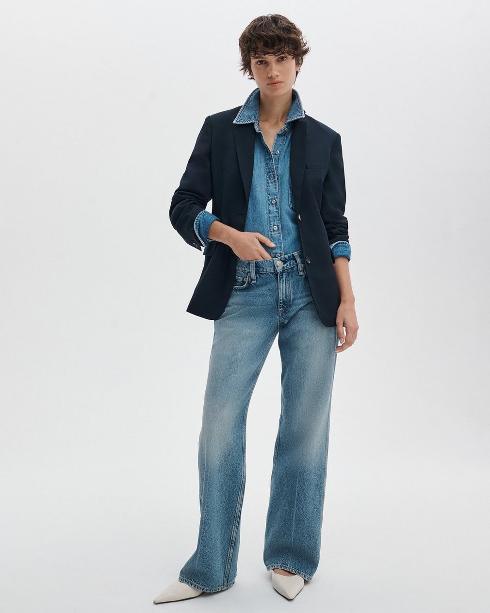 Saige Relaxed Straight Jeans Rosland