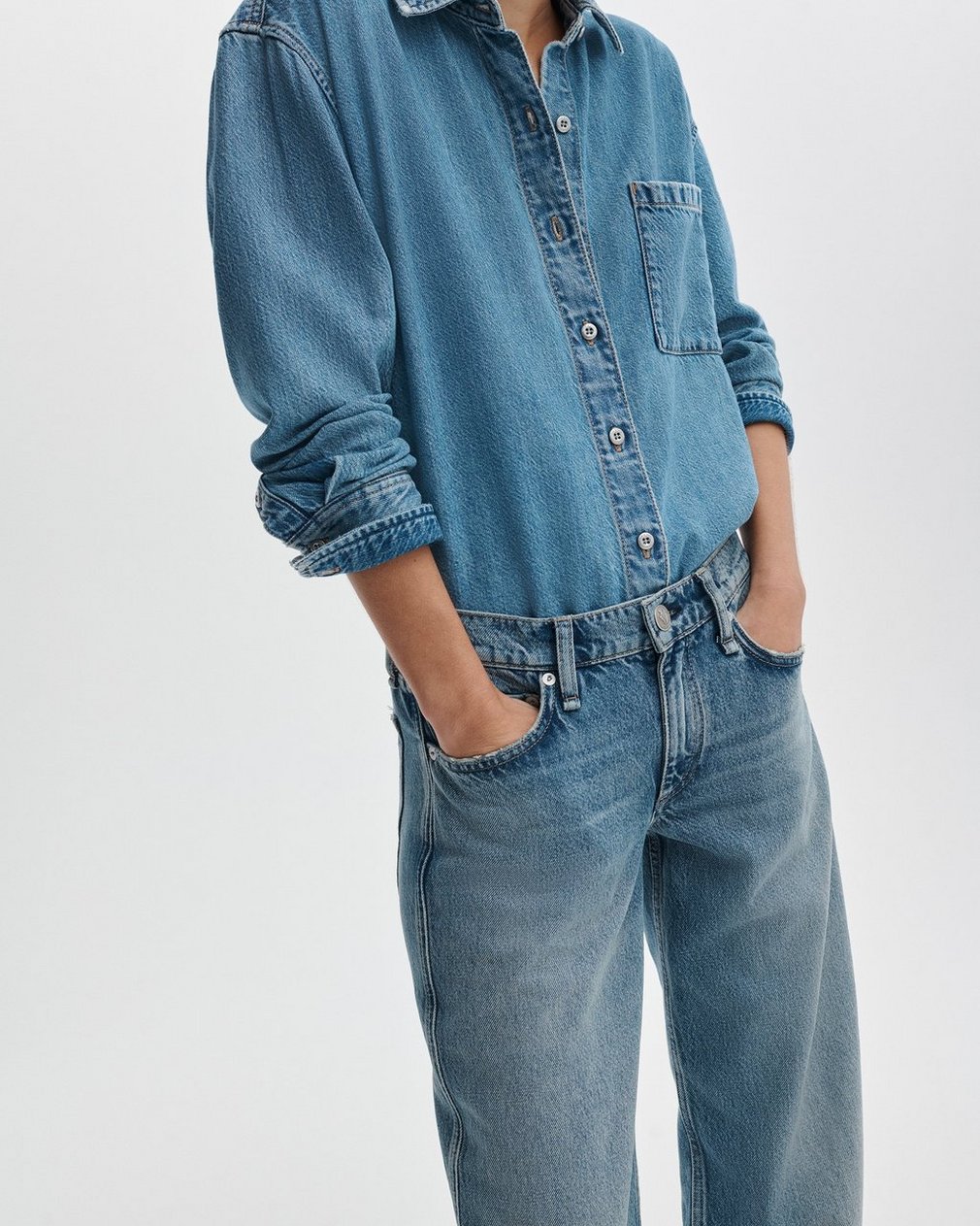 Saige Relaxed Straight Jeans Rosland - Image 4
