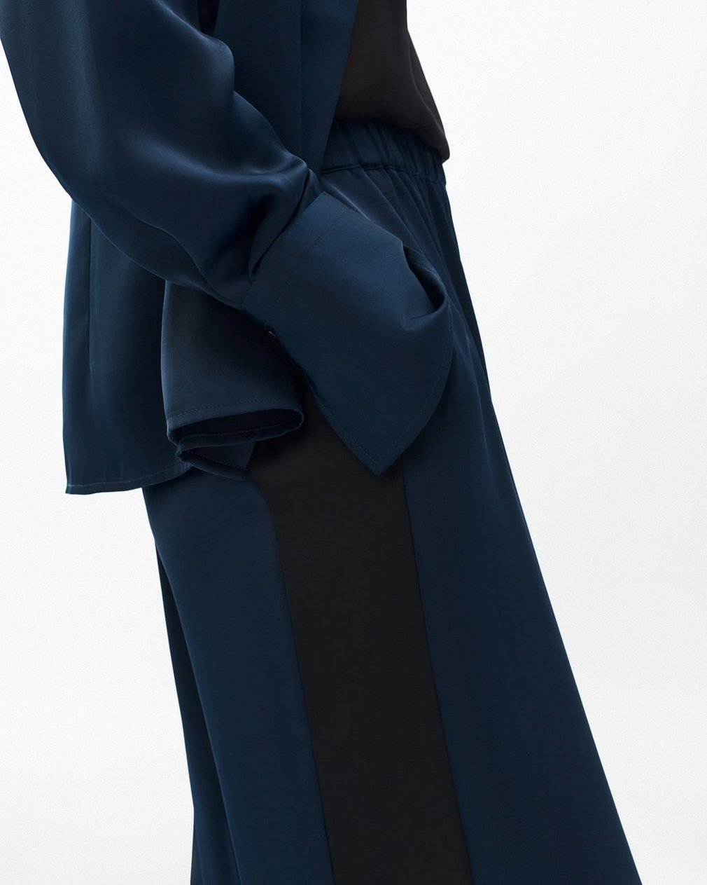 Olivia Striped Pants Salute - Image 5