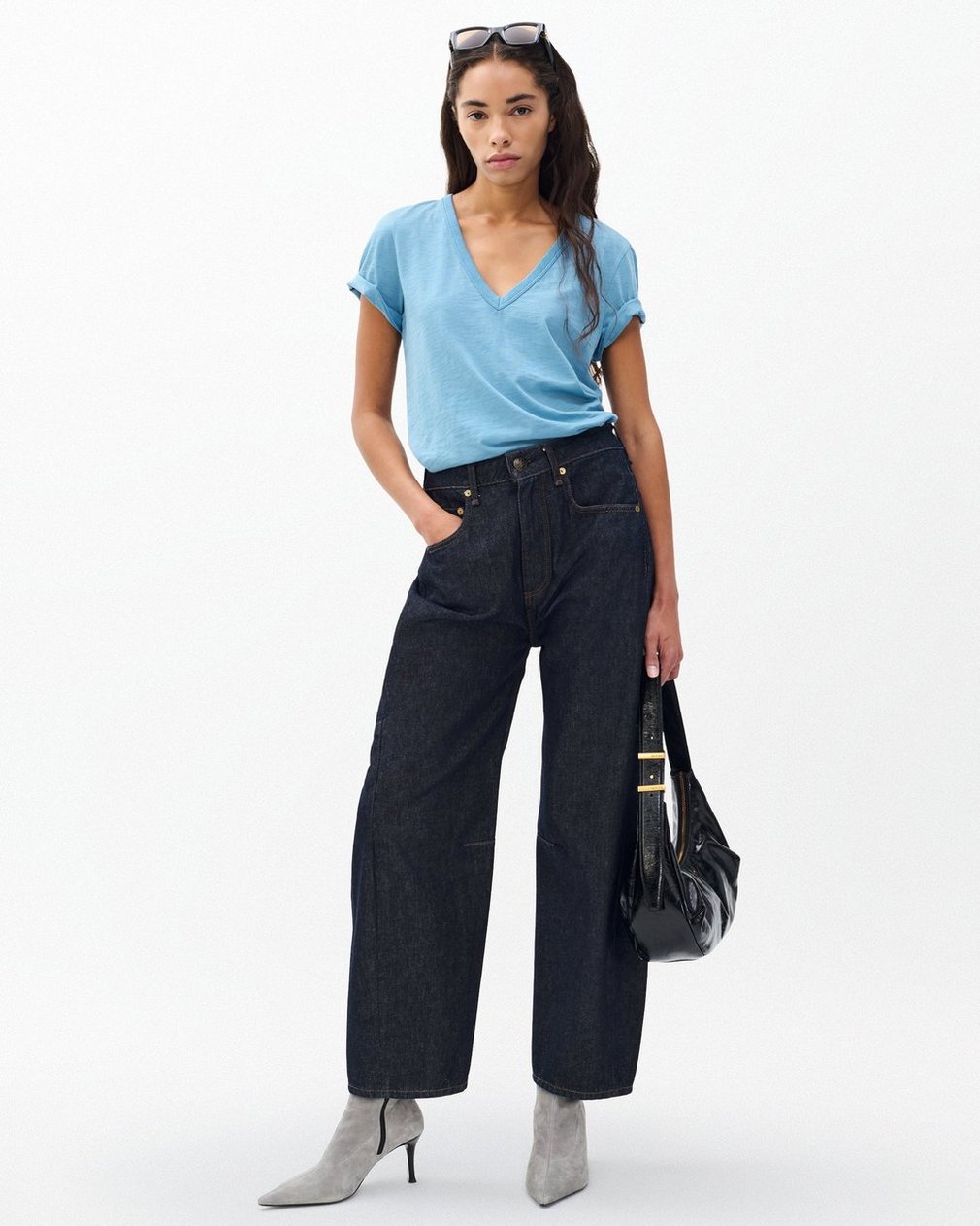 The Slub Vee Fog Blue - Image 3