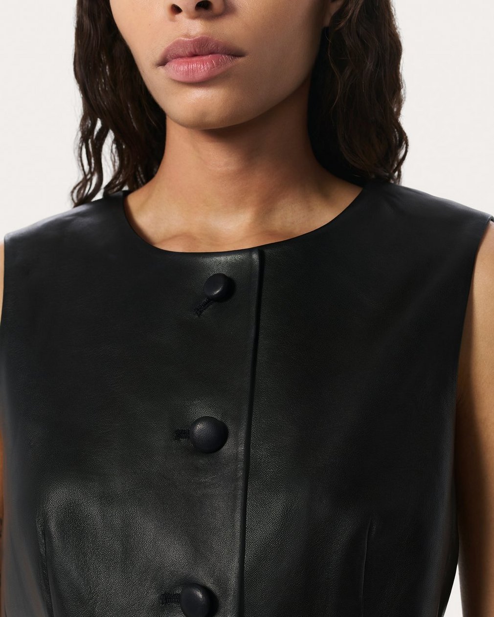 Slade Leather Vest Black - Image 4