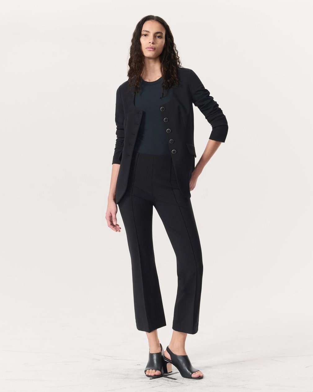 Roslyn Scoop-Neck Blazer Black - Image 4
