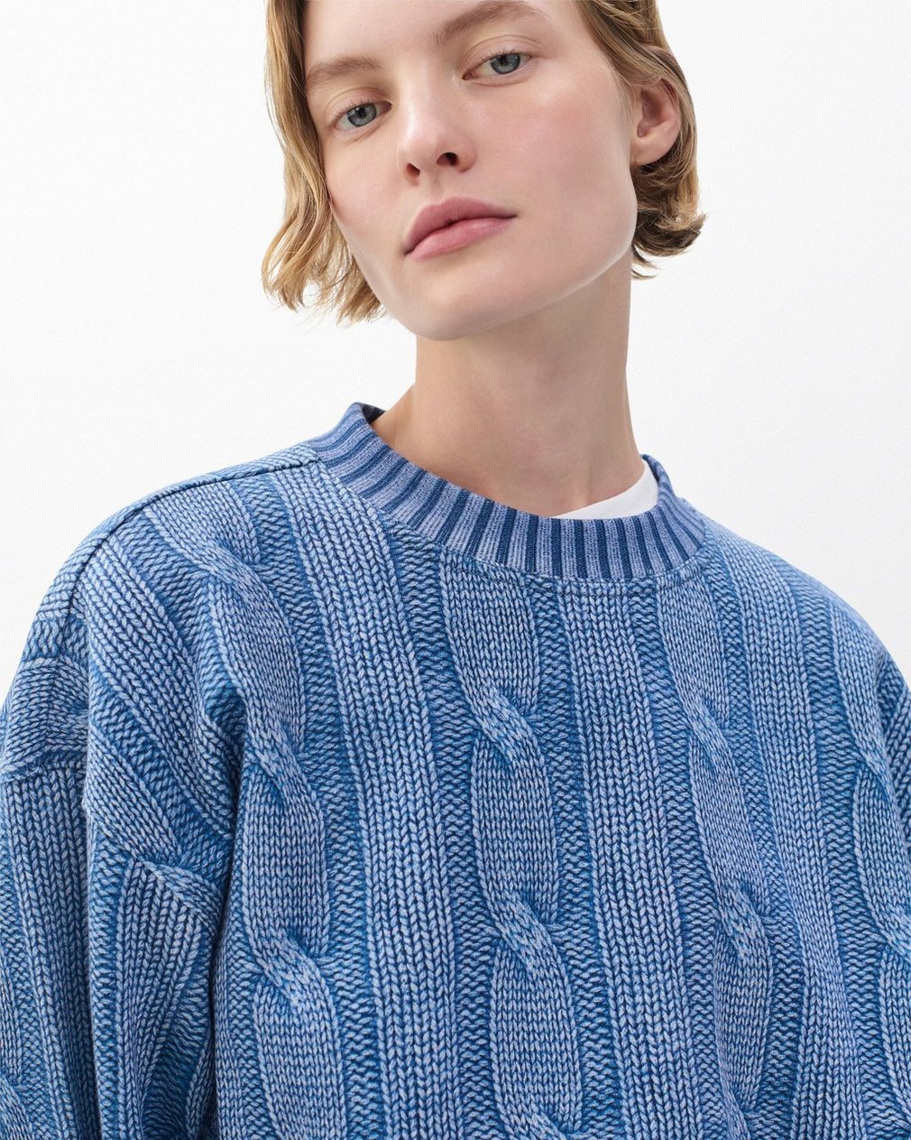Miramar Cable-Effect Sweatshirt Indigo - Image 4