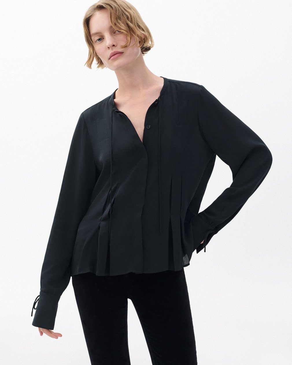 Arden Pleated Blouse Black - Image 5