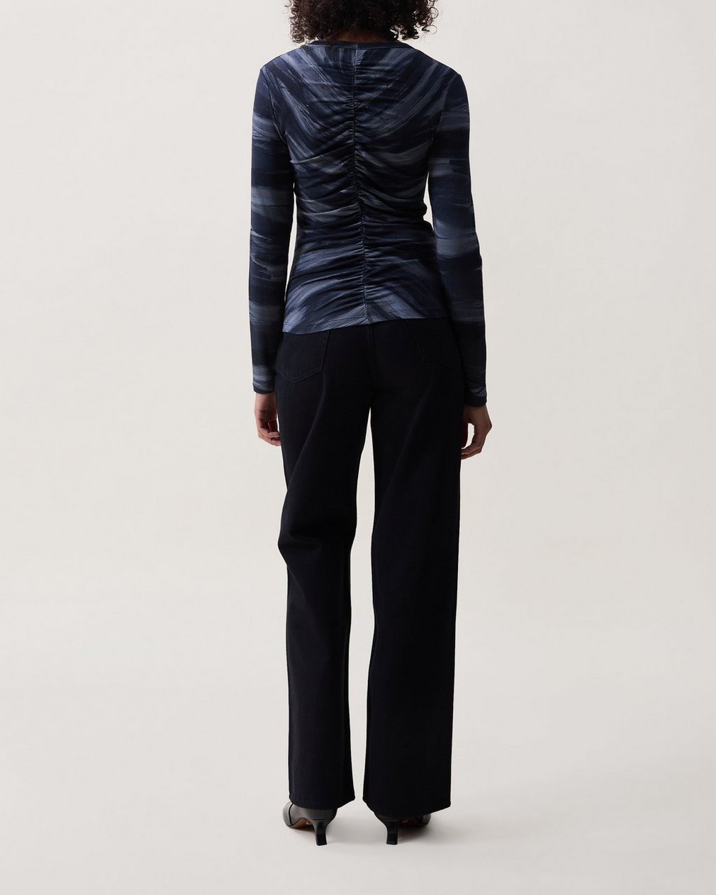 Lucy Shirred Top Navy Multi - Image 2