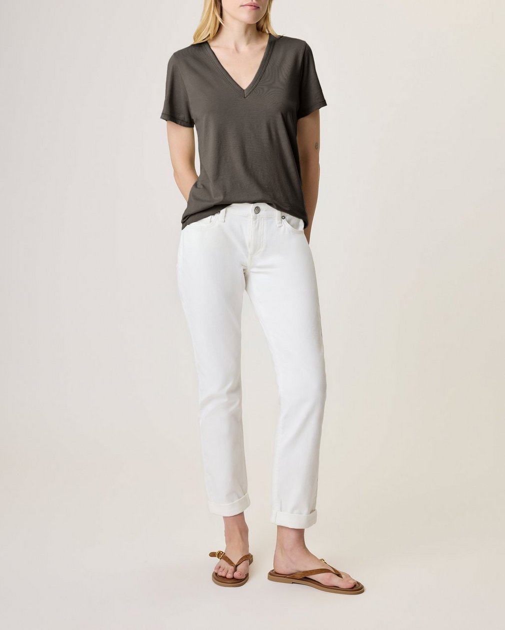 Core Vee Dark Brown