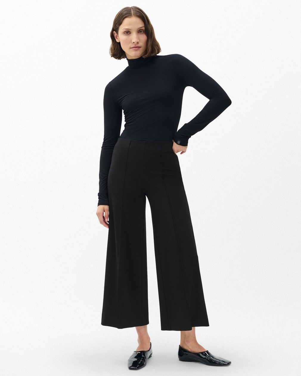 Irina Wide-Leg Culotte Black - Image 3