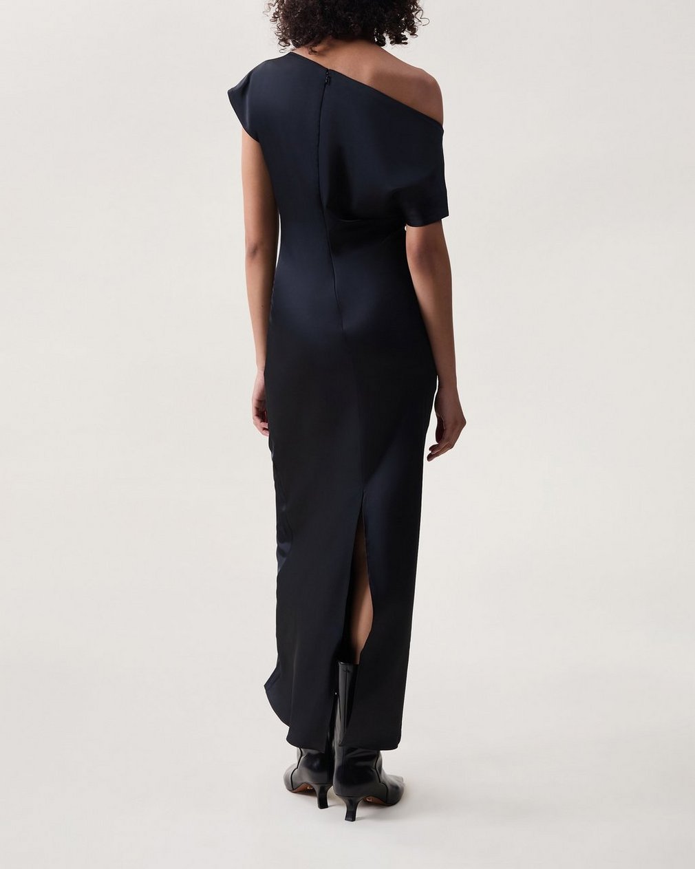 Evelyn Satin Dress Black - Image 2