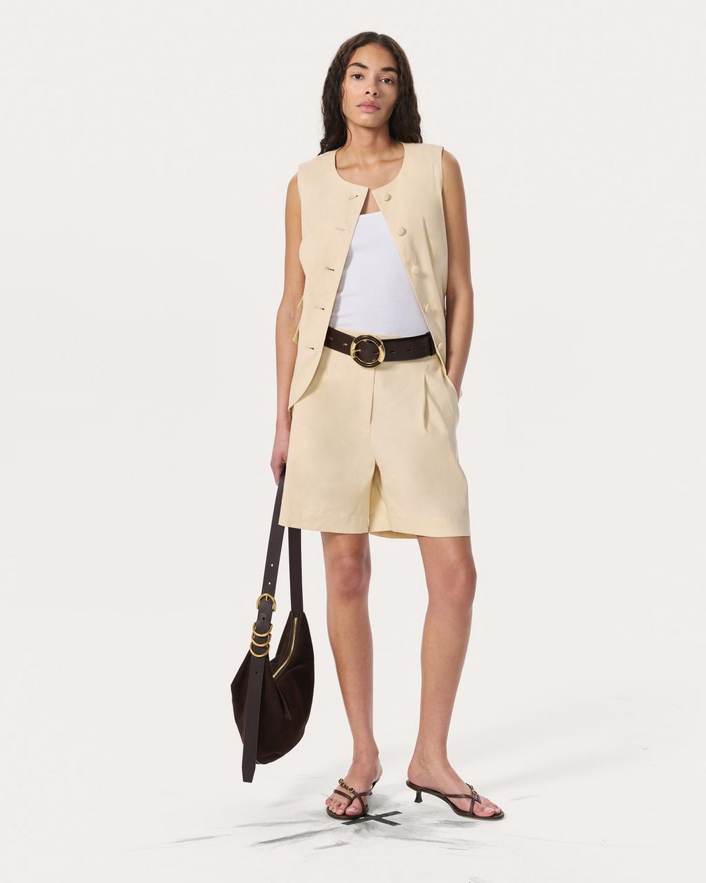Leona Linen-Blend Shorts Light Tan - Image 7