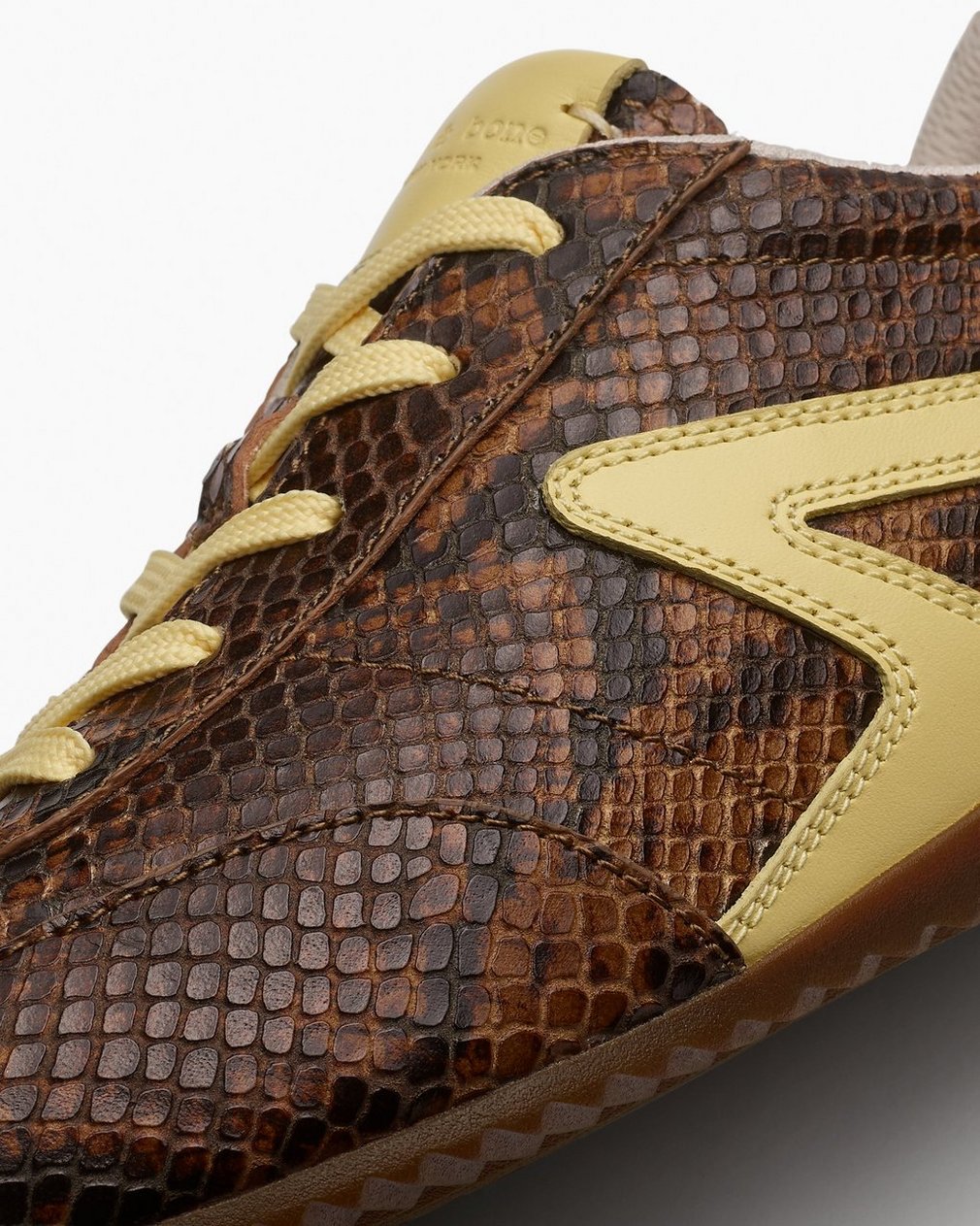 Ultra Slim Retro Runner Sneakers Mocha Snake - Image 6
