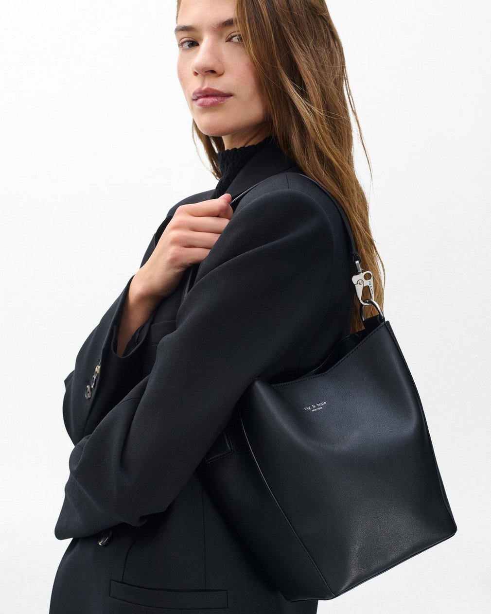 Parker Leather Bucket Bag Black - Image 2