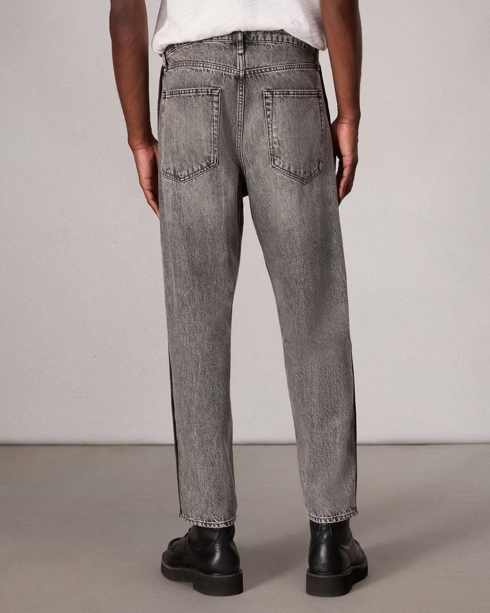 rbTAPER Fit Jean Greystone - Image 4
