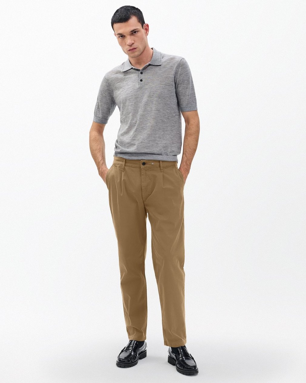 Evan Pleated Stretch Twill Chinos Bark - Image 3