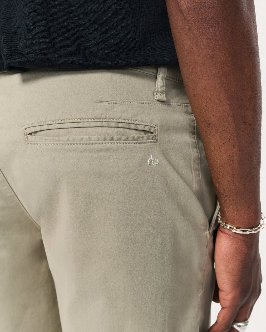 Standard Chino Shorts Leaf Grey - Image 5