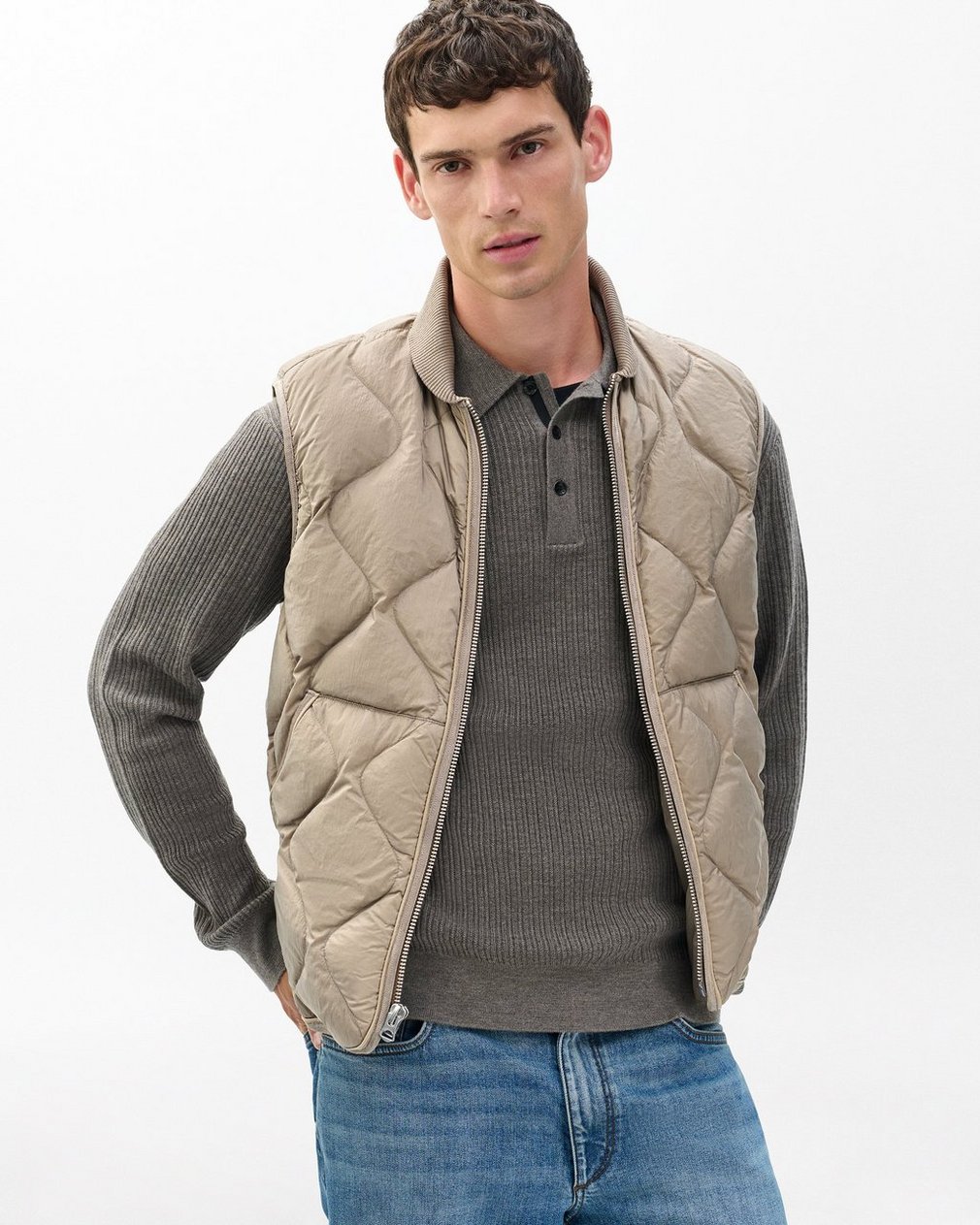 Dane Quilted Vest Wolf Grey - Image 4