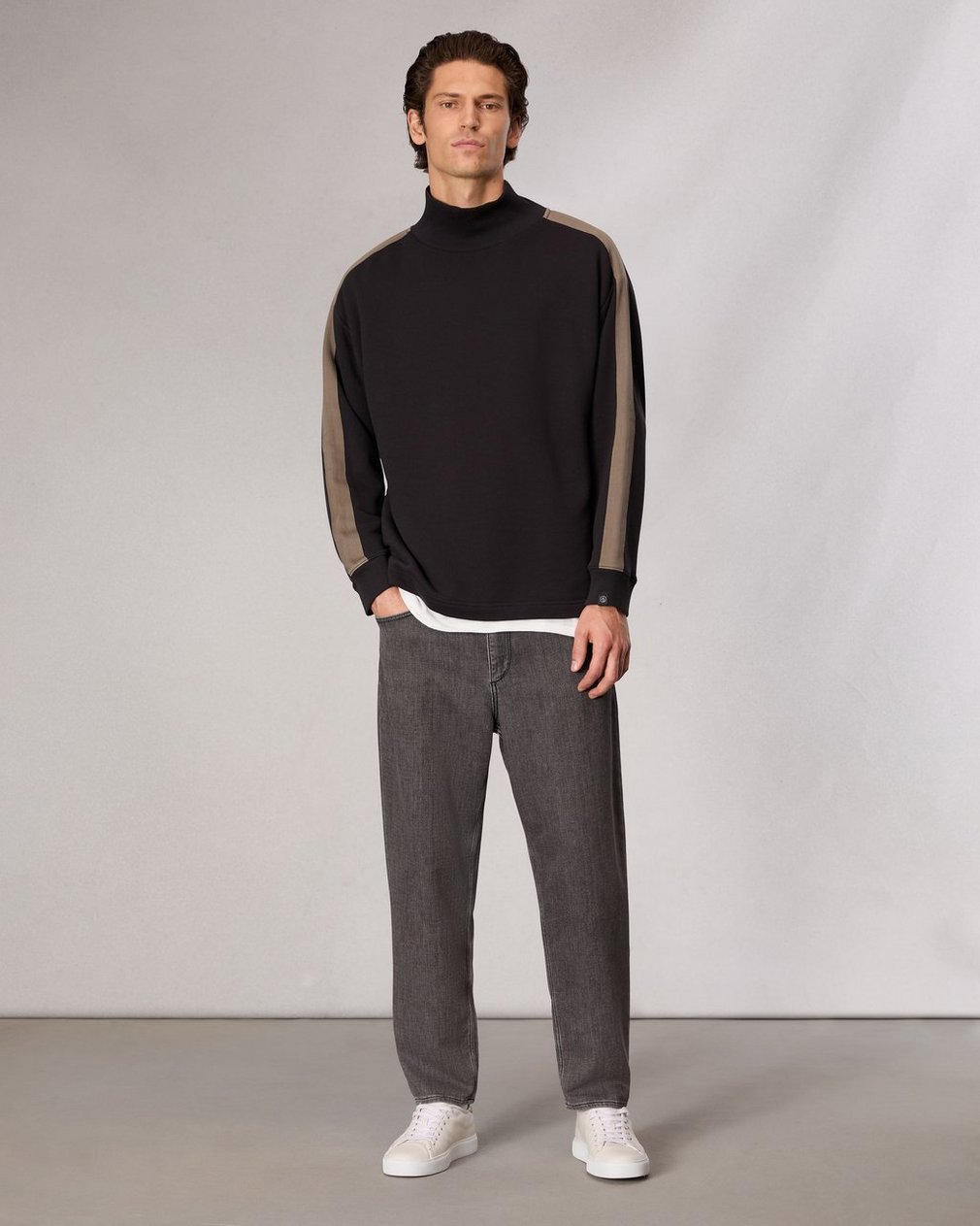 Mockneck Sweatshirt Black - Image 3