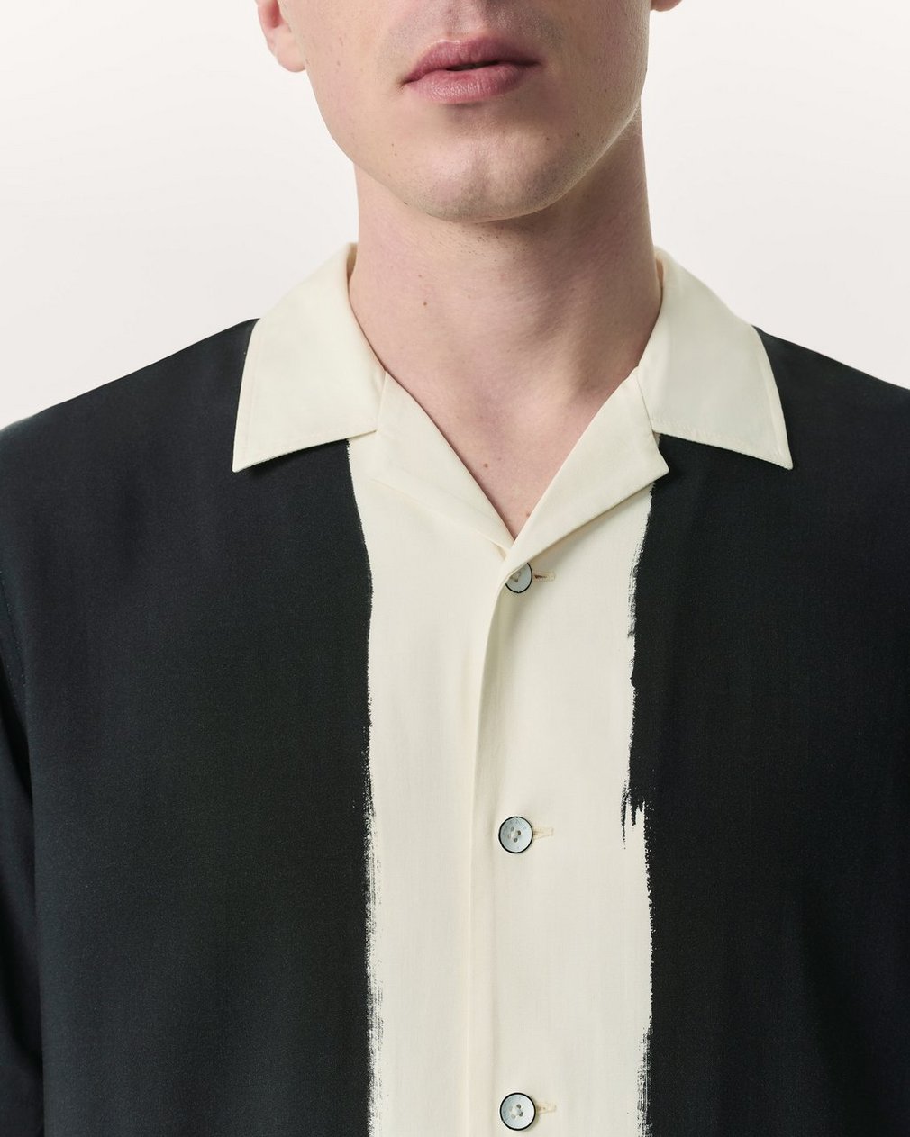 Avery Relaxed Fit Painterly Print Woven Shirt Navy Anthony Print - Image 3