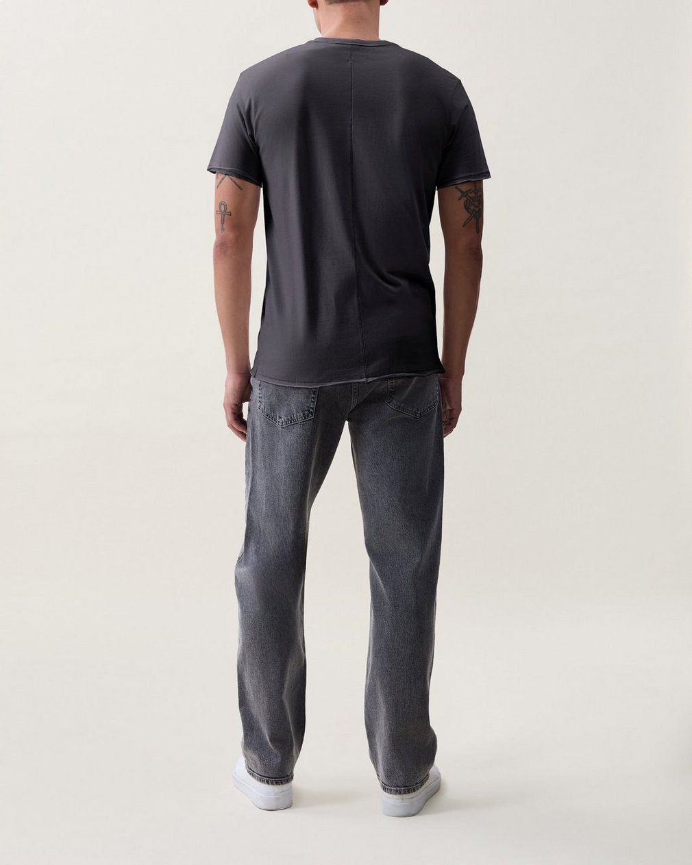Matthew Pocket T Shirt Dark Grey - Image 2