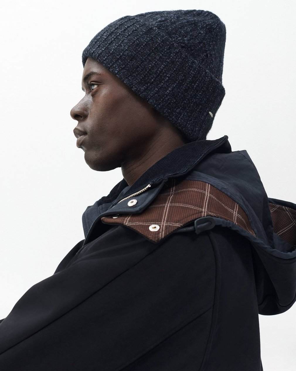 Cable-Knit Beanie Navy Multi - Image 2