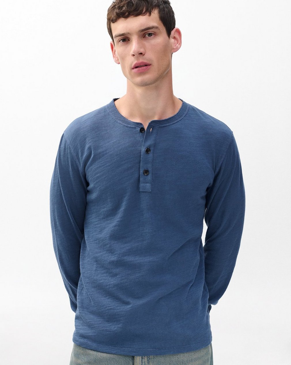 Classic Flame Henley Worn Indigo - Image 4